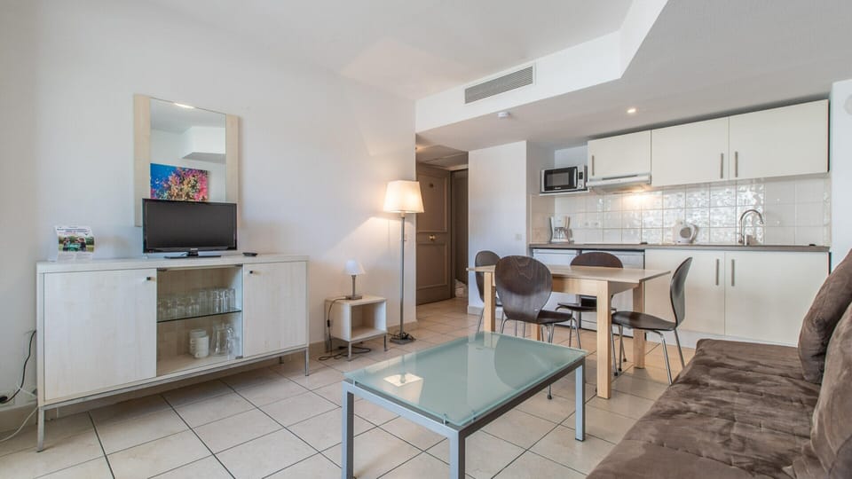 Apartment | Living room