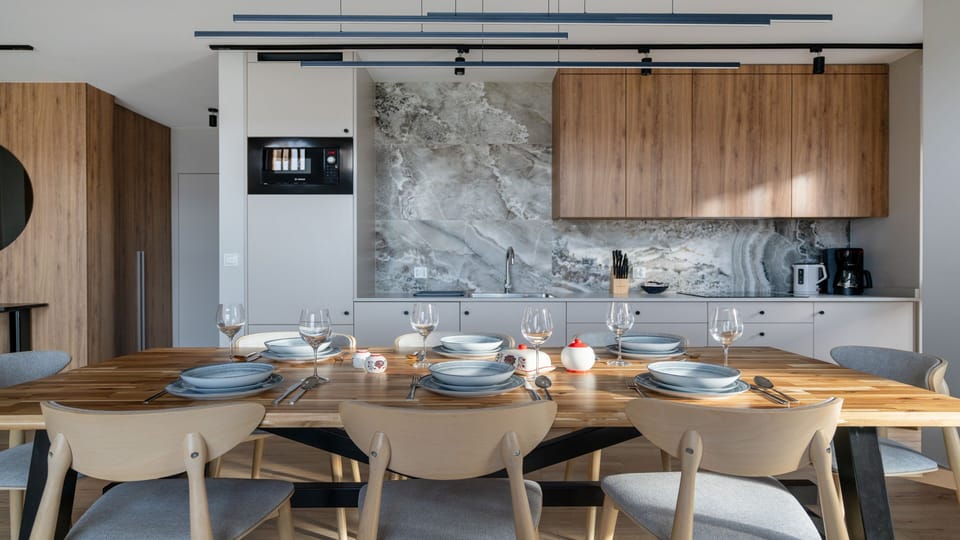 Apartment (2) | In-room dining