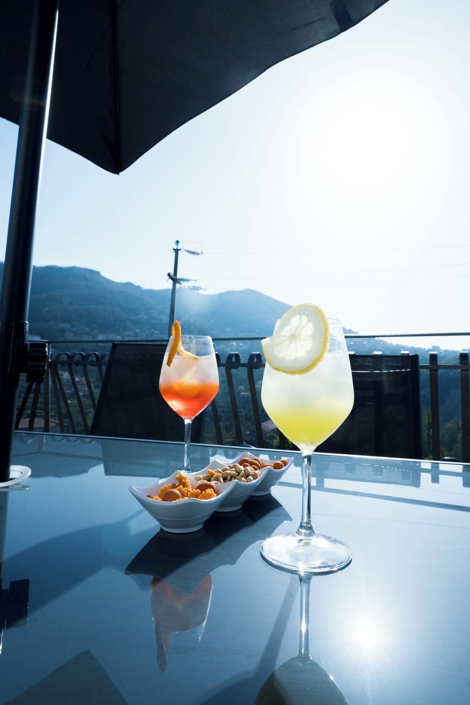 ROOM 6 | Outdoor dining