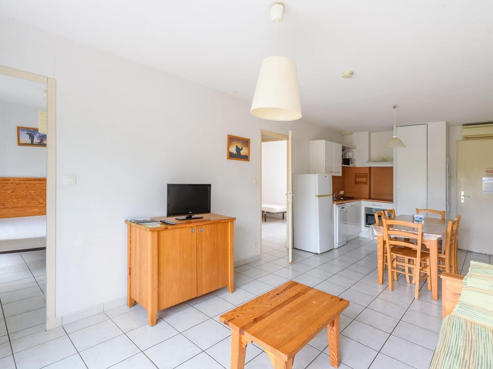 Apartment | Dining