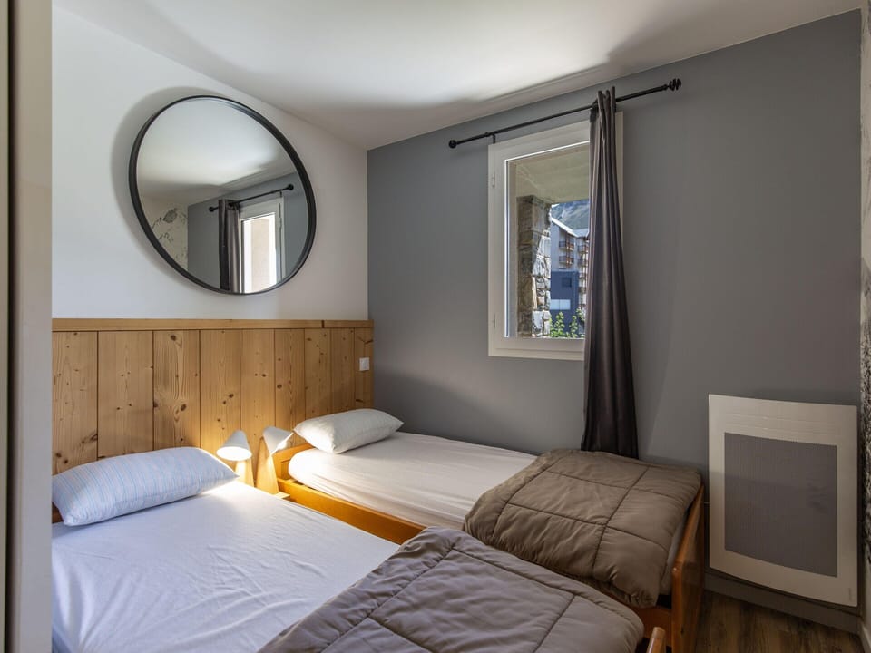 Apartment | 1 bedroom, bed sheets