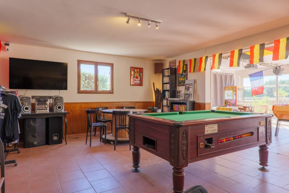 Game room