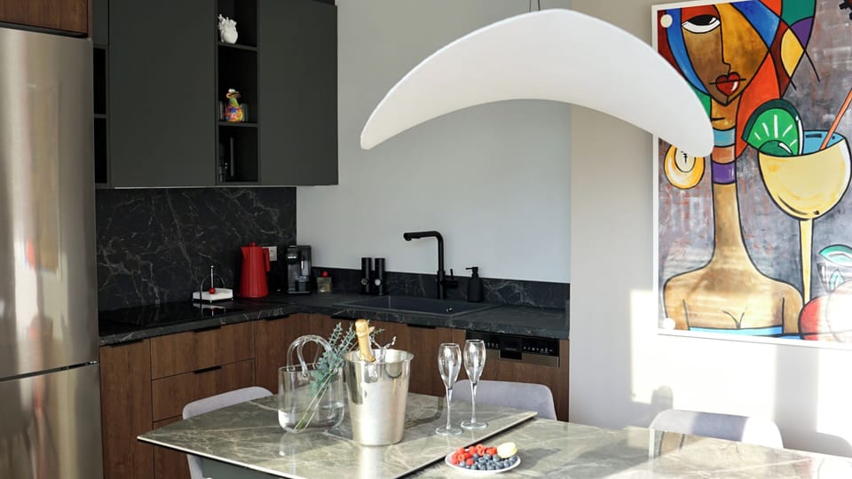 Apartment, City View | In-room dining