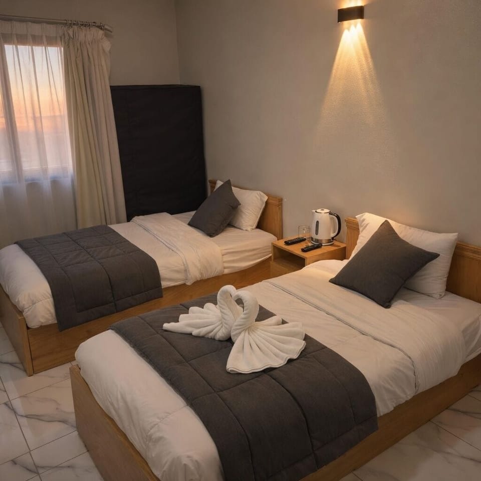 Deluxe Twin Room, Mountain View | In-room safe