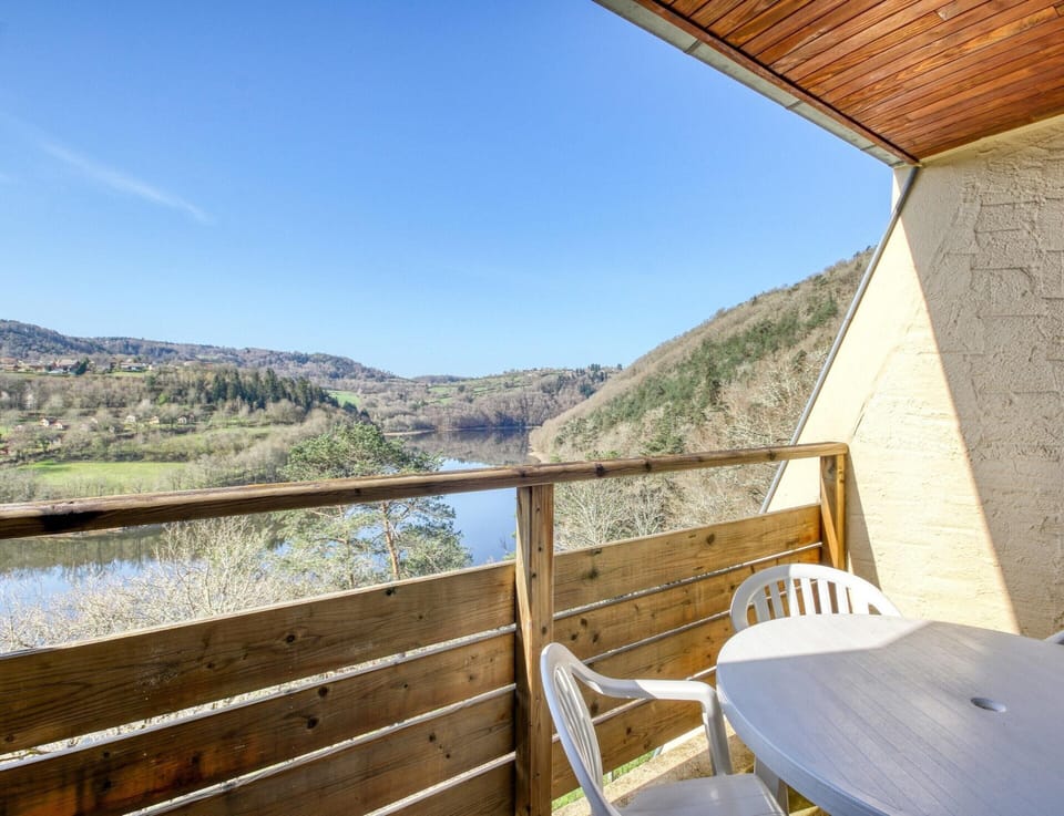 Apartment | Balcony