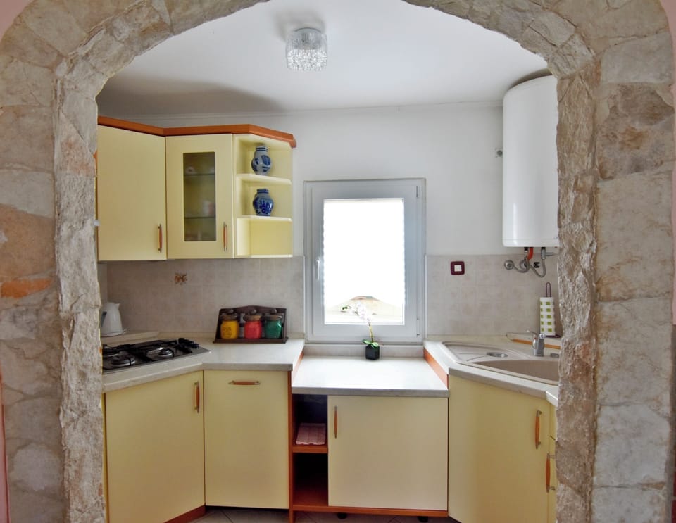Apartment, 2 Bedrooms, Terrace, Garden View | Interior