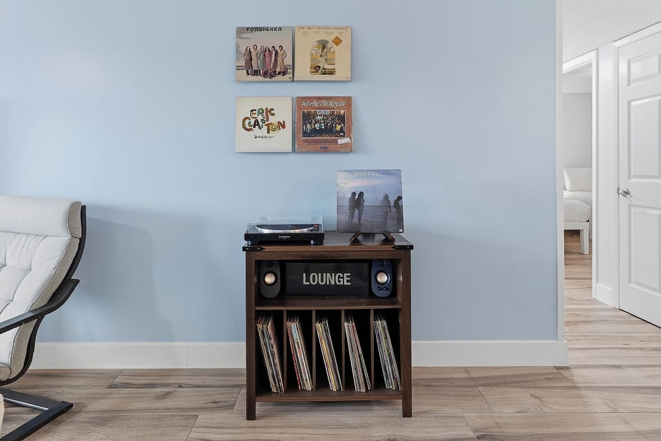 Vintage Tunes for Salty Afternoons