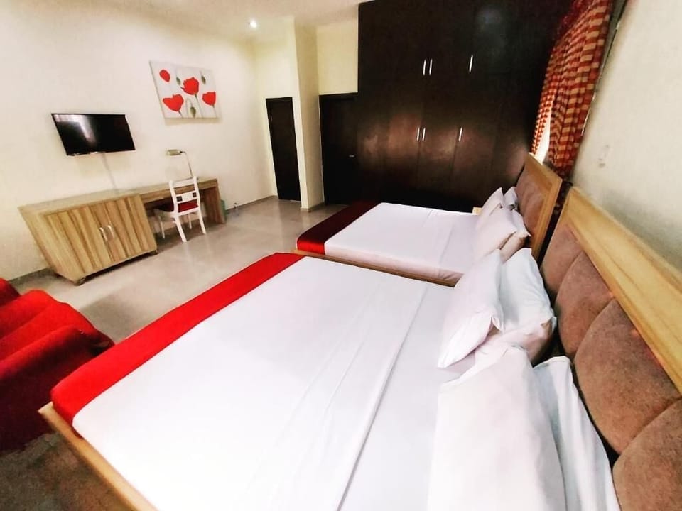 Family Quadruple Room | Free WiFi