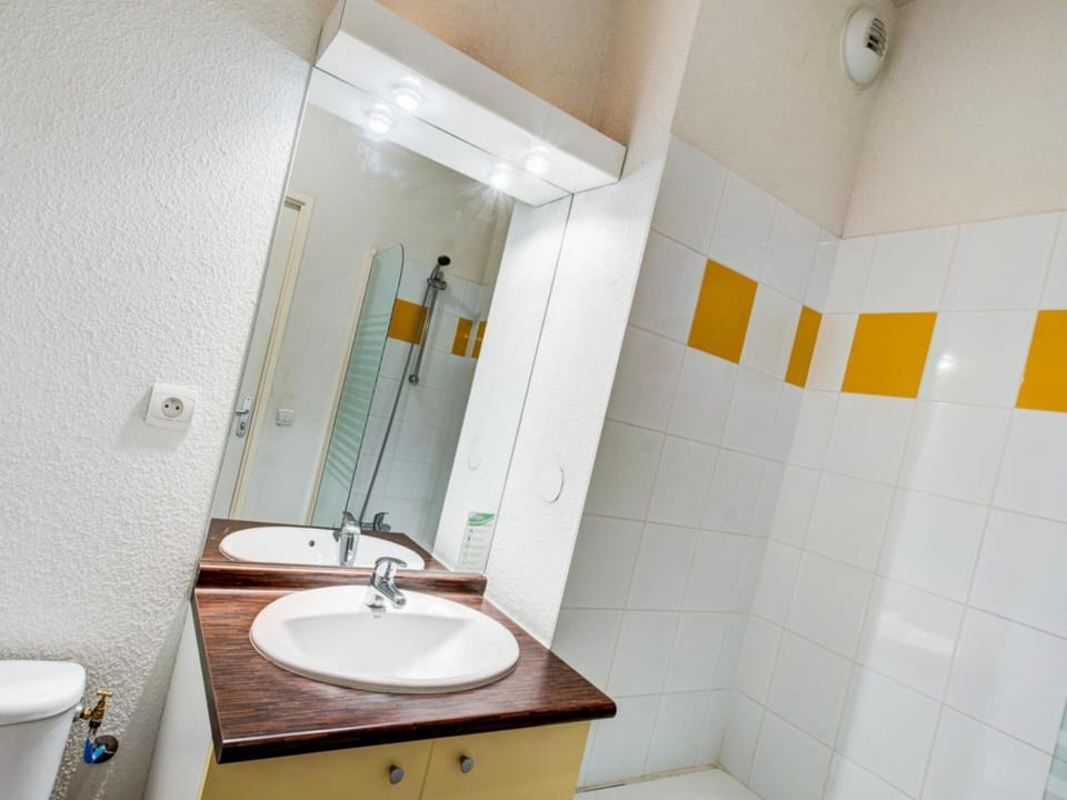 Apartment | Bathroom