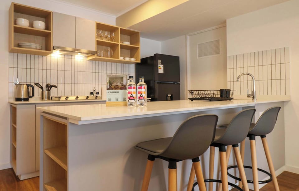Modern kitchen with breakfast bar