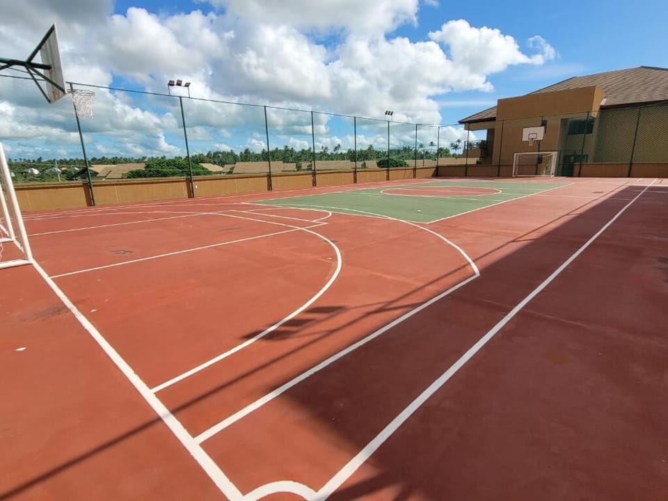Sport court