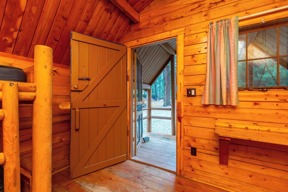 Gallagher Lake Camping & RV Resort Campground/ 
RV Resort in British Columbia