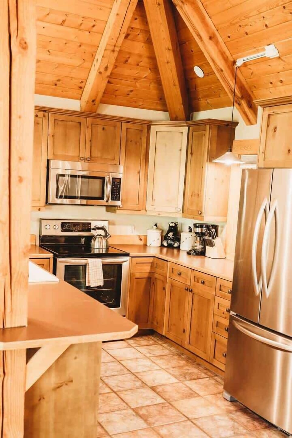 House, Multiple Beds, Patio, Mountain View (A-K-CIP5) | Private kitchen