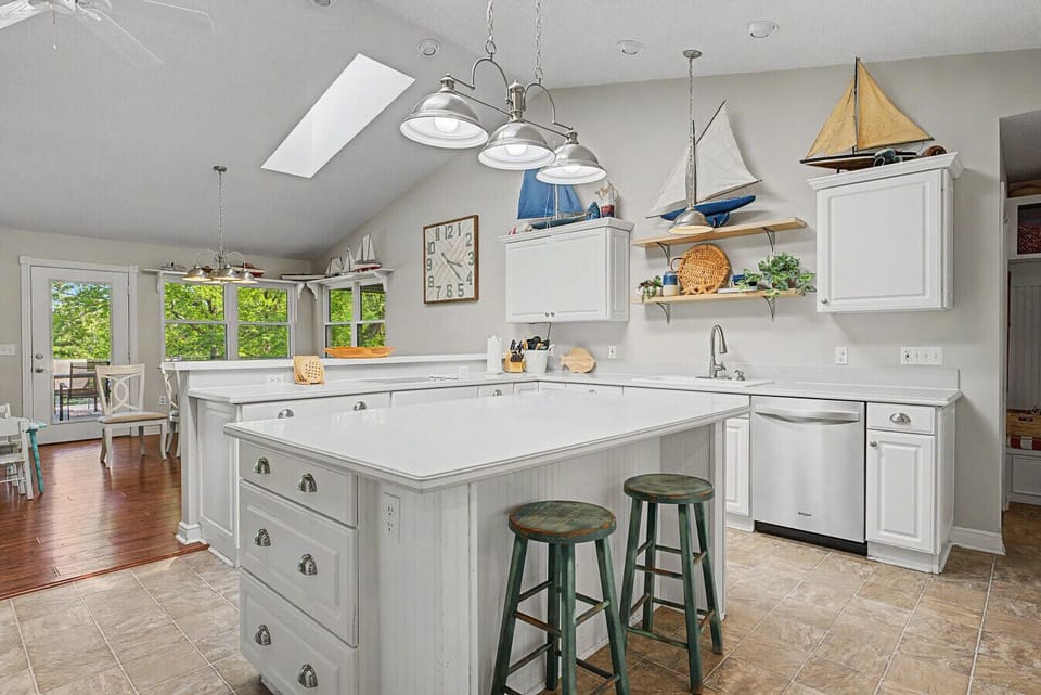 Kitchen | Island Seating | Skylights & Open Layout