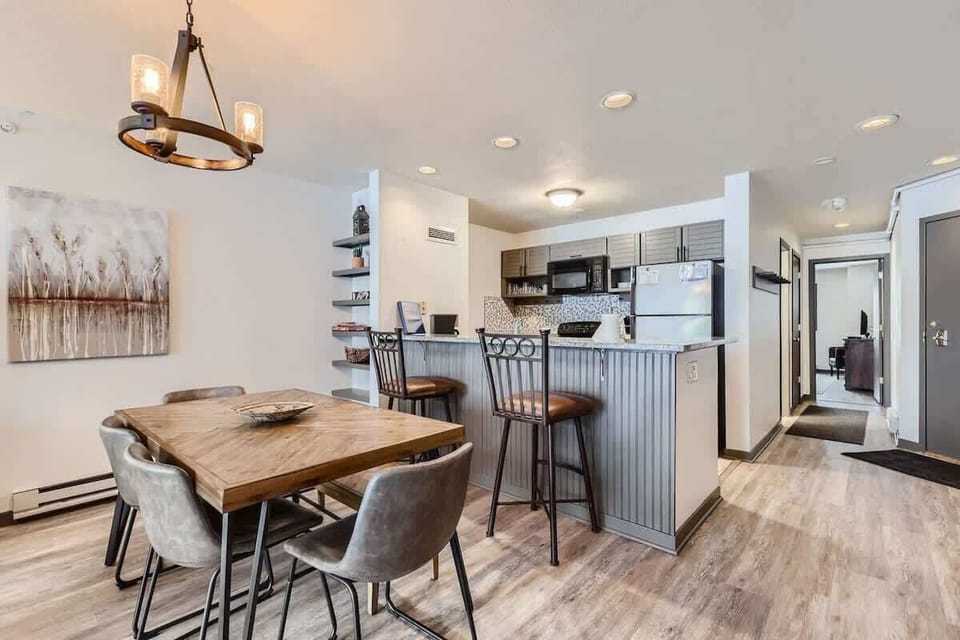 Condo, Multiple Beds, Balcony, Mountain View (A-K-LFT202) | 1 bedroom, individually decorated, individually furnished, bed sheets