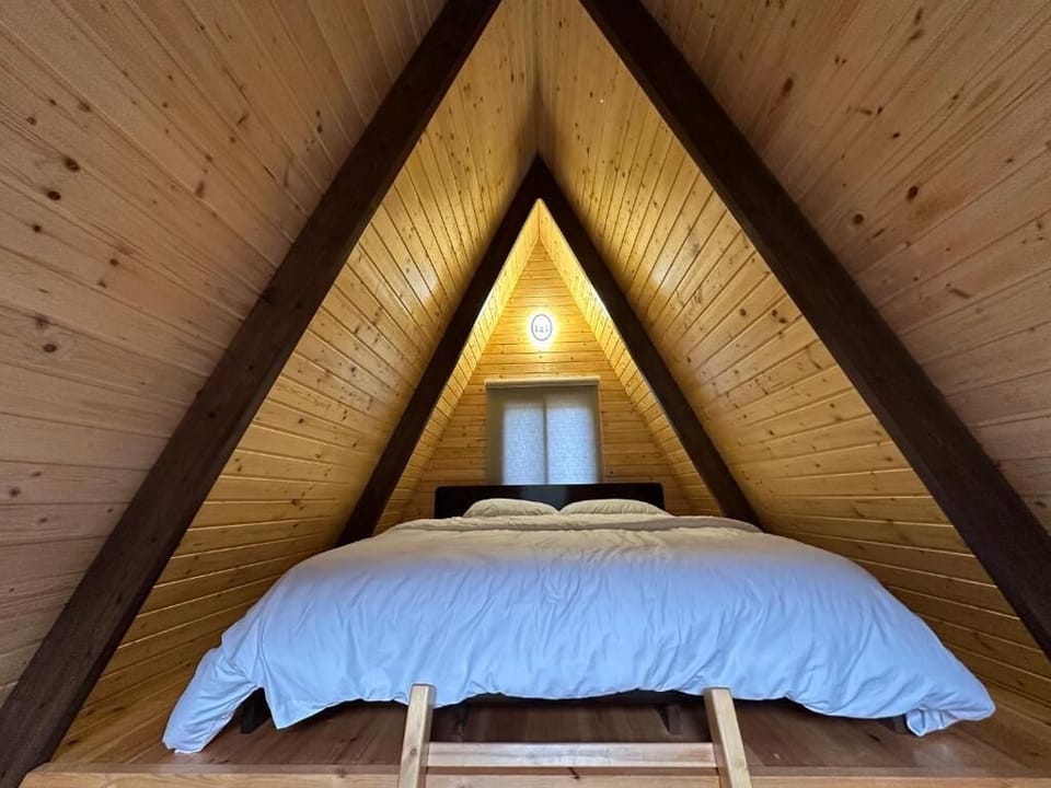Chalet, River View | Soundproofing, WiFi (free)