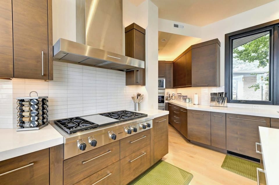 Fully equipped second kitchen ideal for entertaining or multi-family stays.