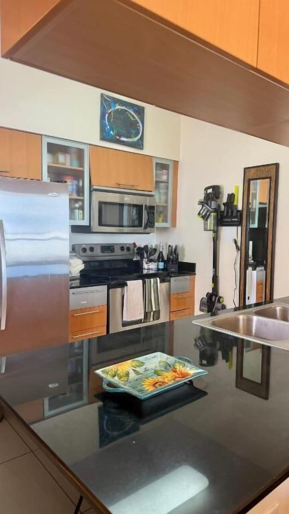 Apartment, Balcony, City View | Private kitchen | Shared fridge, microwave, highchair