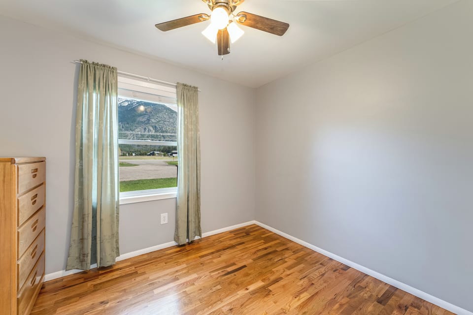 Extra room with storage space. | Main Level