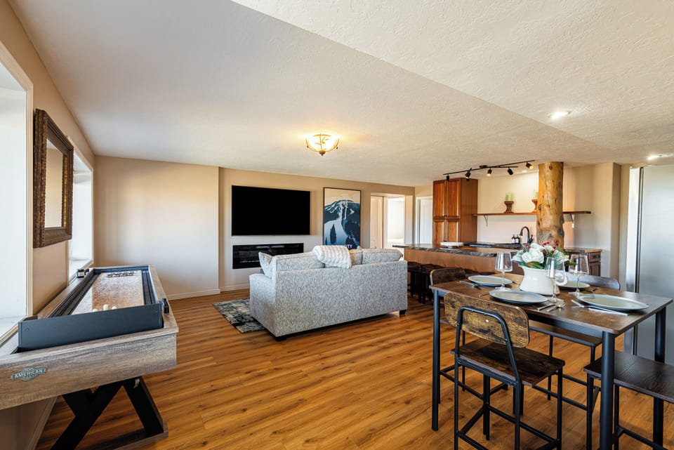 1st/entry level living space