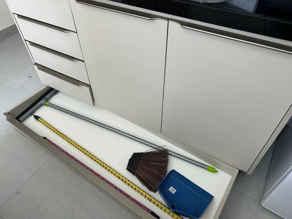 Economy Studio, 1 Double Bed, Non Smoking, Microwave | Private kitchen | Mini-fridge