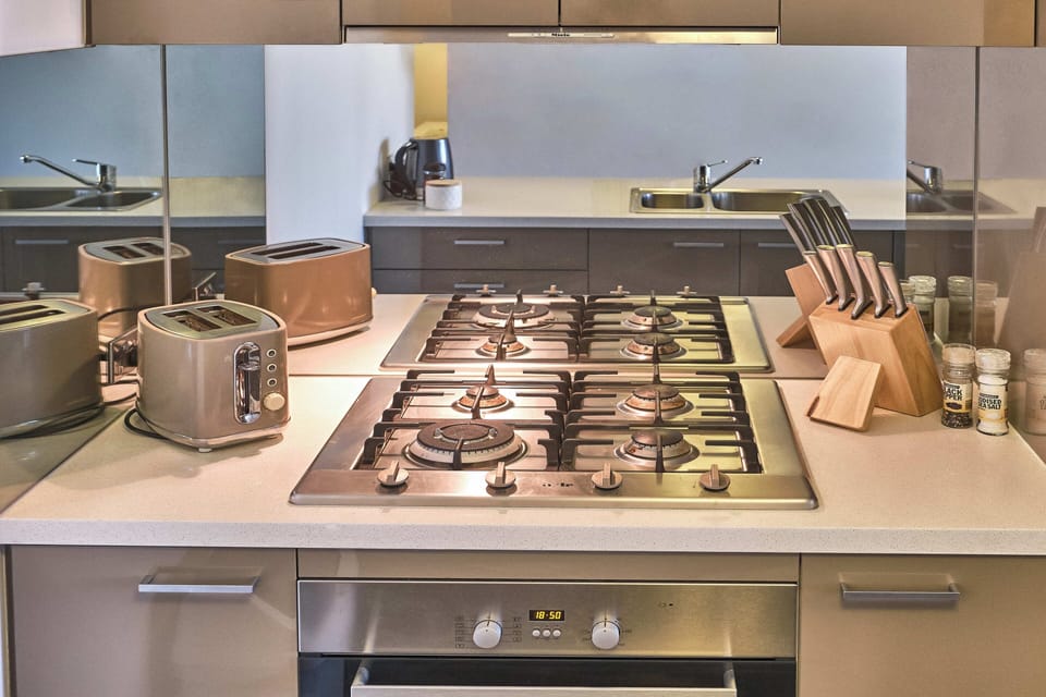 Classic Apartment, Balcony | Private kitchen | Espresso maker, coffee/tea maker, electric kettle