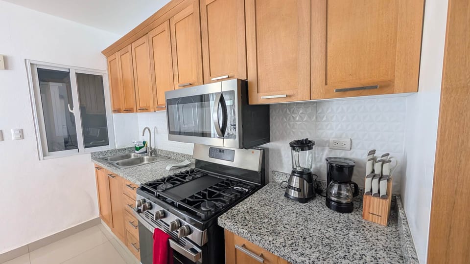 Cana Life Luxury | Dominican-Style Villa Kitchen 