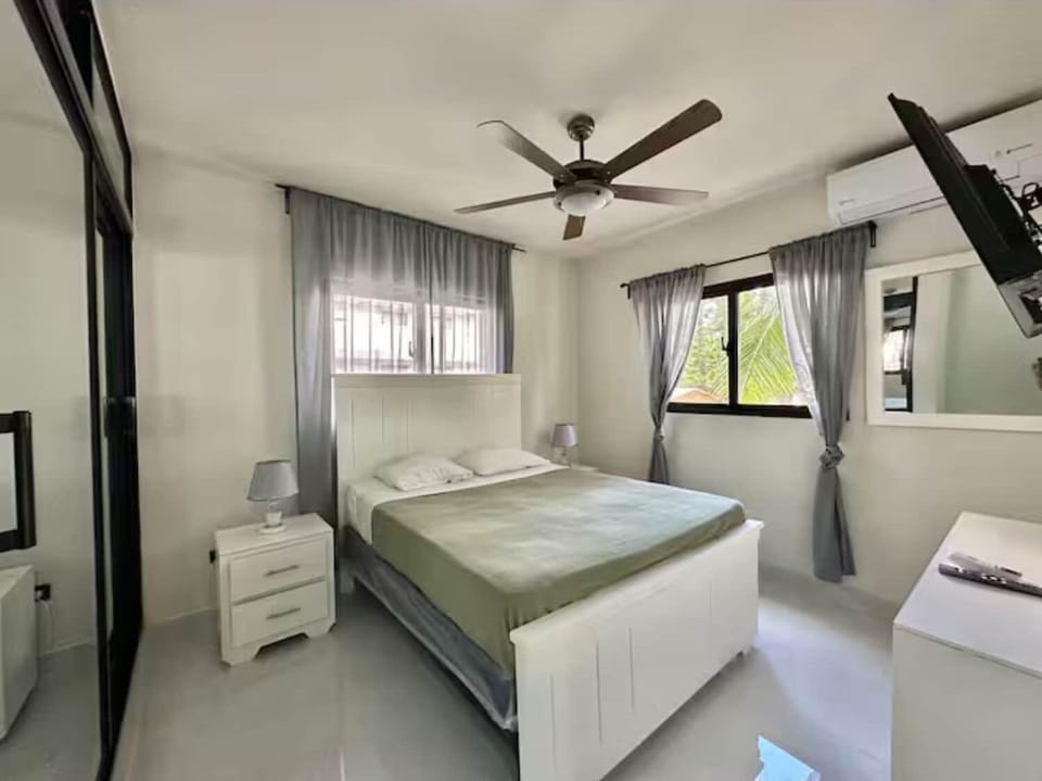 Cana Life Breeze Los Corales Beach Residences B4 Bedroom (2)