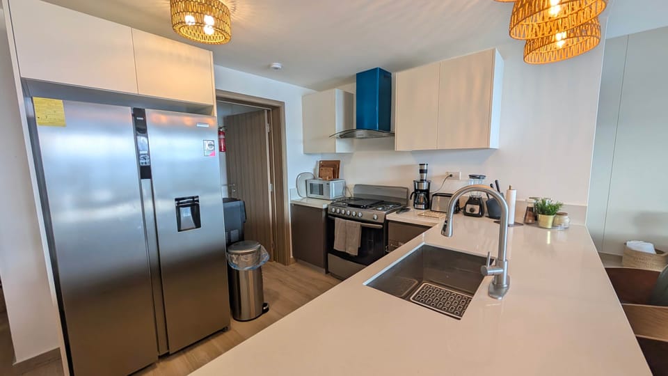 Cana Life Luxury | City Beach - Sky View Kitchen 
