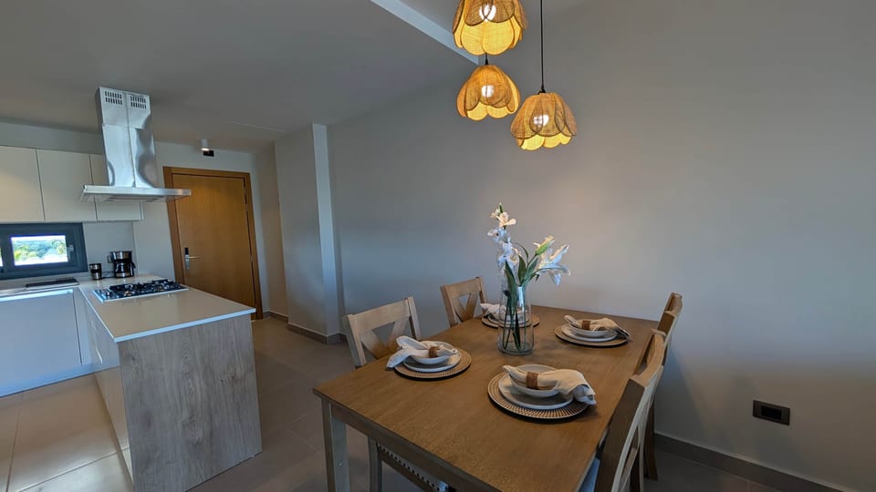 Sky Palace Suite  Dinning Area 