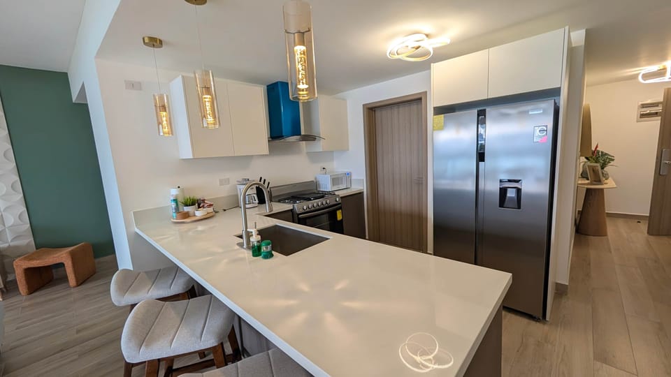 Cana Life Luxury | City Beach - Pool View Bar Area 