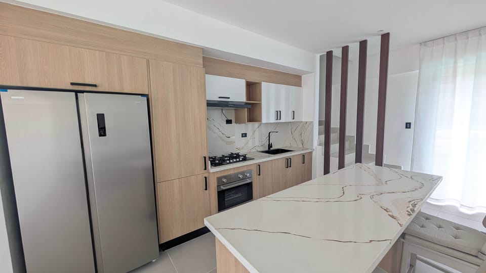 Cana Life Luxury | Vista Golf Villa Kitchen 