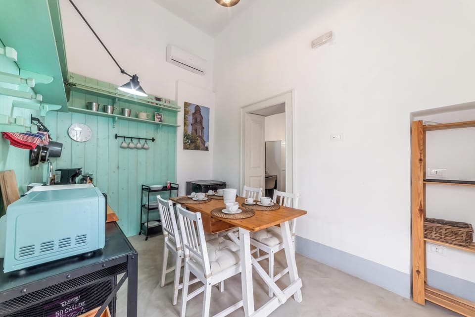 Standard Apartment, 1 Bedroom, Balcony (Casa Tafuri In The Historic Center) | Interior