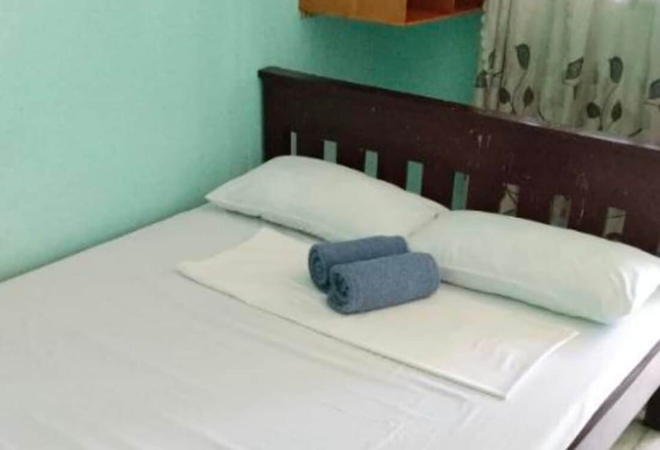 Economy Double Room, Balcony, Partial Ocean View