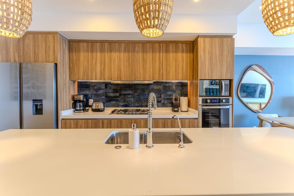 Condo - Image 14