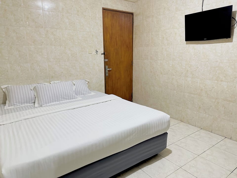 Standard Room | Desk, soundproofing, free WiFi
