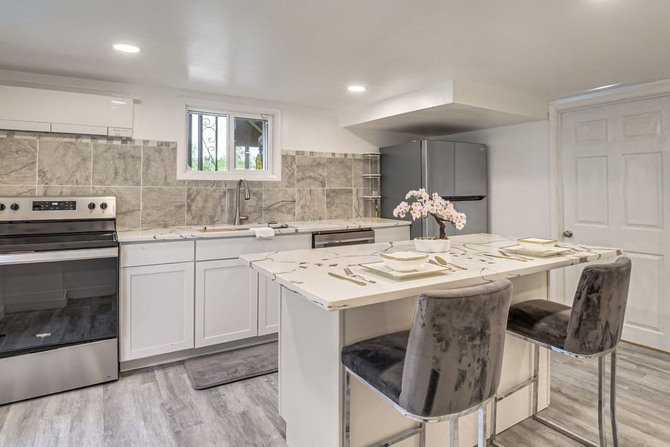 Kitchen | Dishwasher