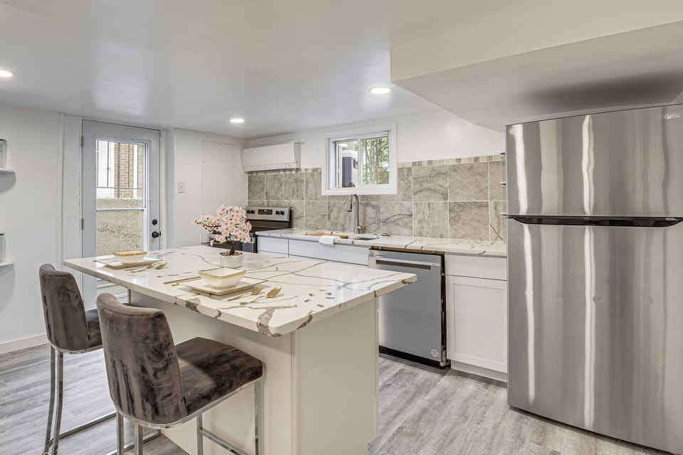 Kitchen | Microwave | Keurig Coffee Maker