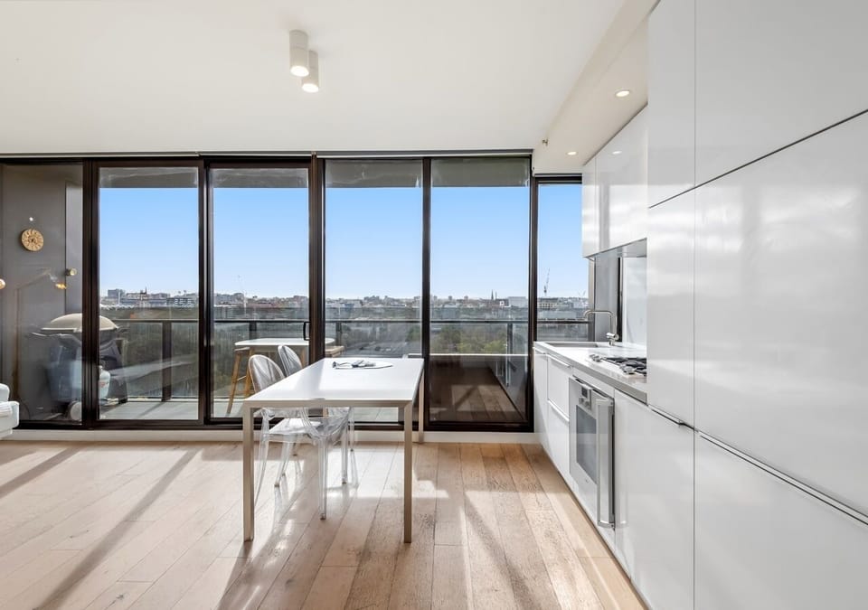 Cook, dine and relax with a view