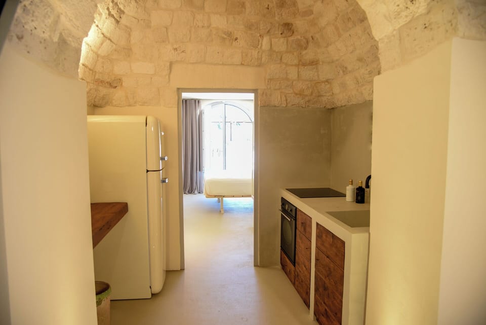 House (2 Bedrooms) | Private kitchen | Oven, espresso maker, electric kettle, highchair