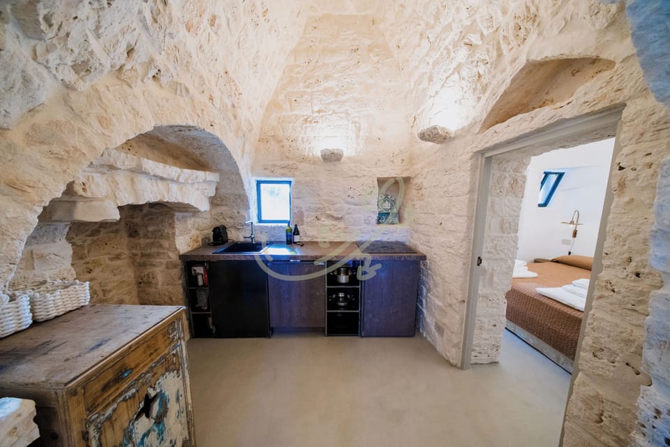 House (1 Bedroom) | Private kitchenette | Microwave, oven, electric kettle
