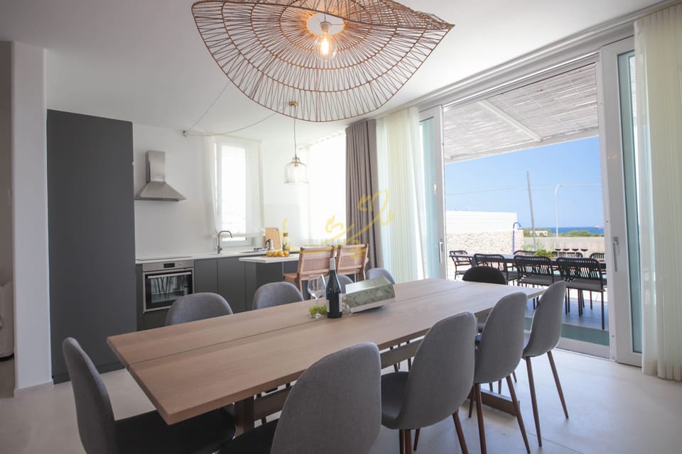 Villa (5 Bedrooms) | Private kitchen | Oven, electric kettle, highchair