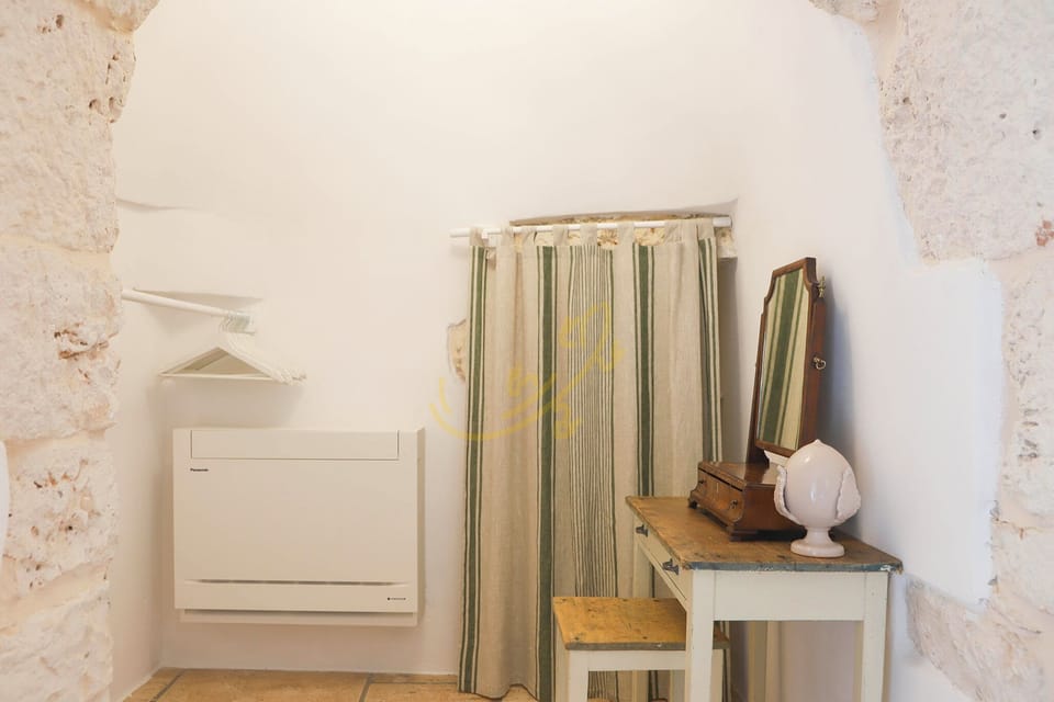 House (4 Bedrooms) | Bathroom | Shower, bidet