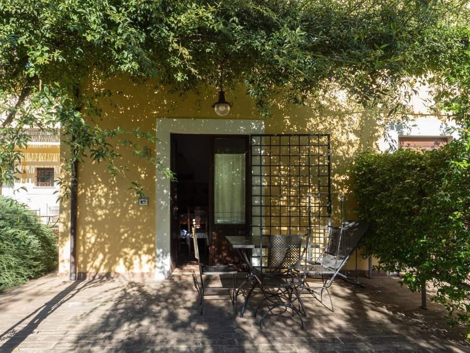 Double or Twin Room, Patio, Garden View | Outdoor dining