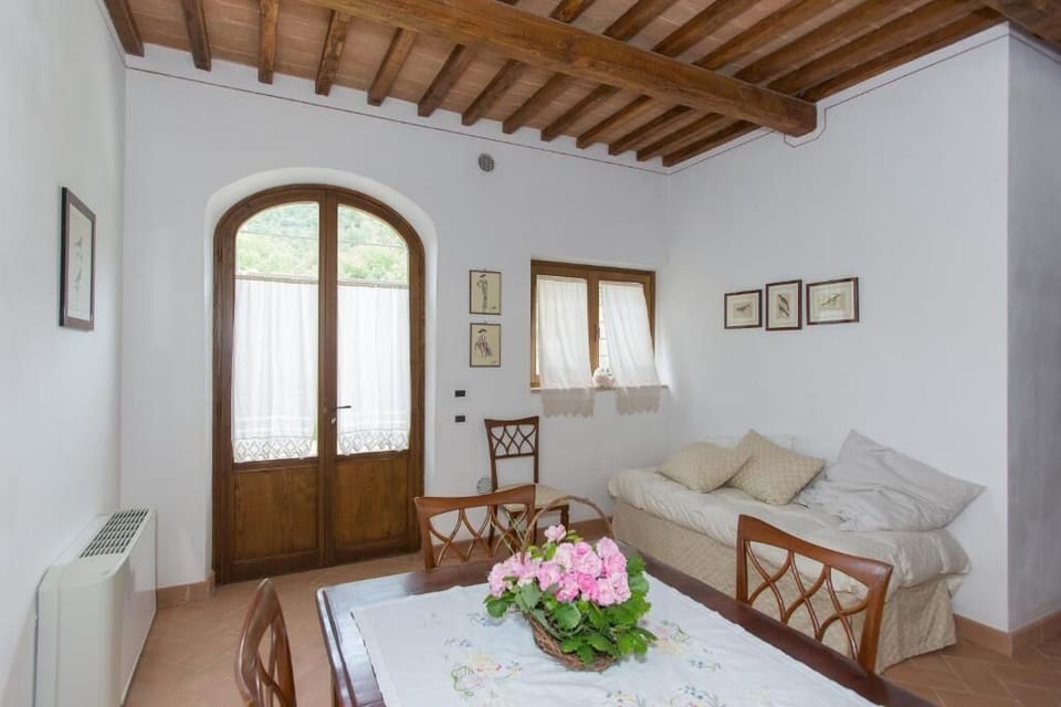 Double or Twin Room, Patio, Garden View | Interior