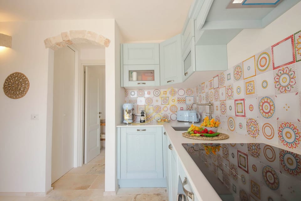 House (3 Bedrooms) | Private kitchen | Microwave, oven, espresso maker, electric kettle
