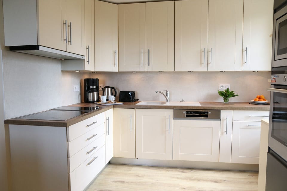 Fully equipped open kitchen