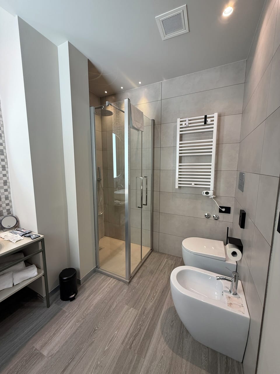 Room, 1 Queen Bed, Terrace | Bathroom | Shower, free toiletries, hair dryer, slippers