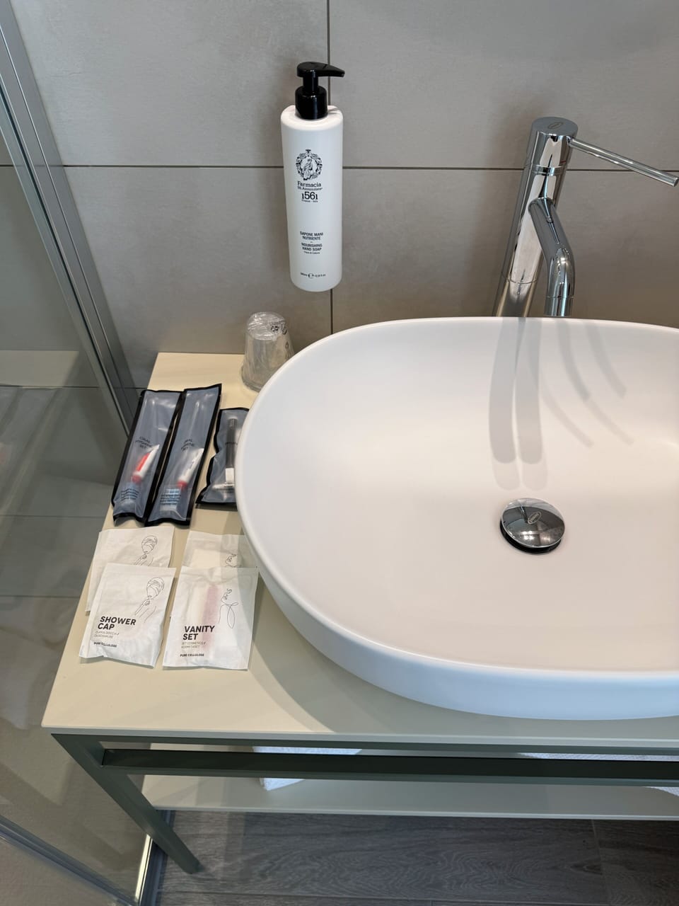 Double or Twin Room | Bathroom | Shower, free toiletries, hair dryer, slippers