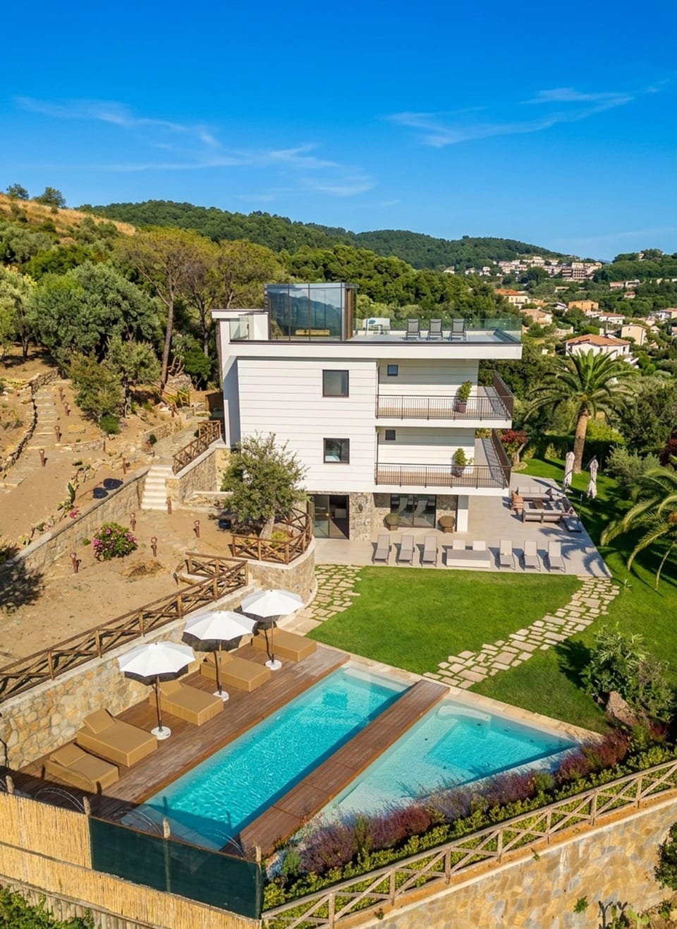 House | 6 bedrooms